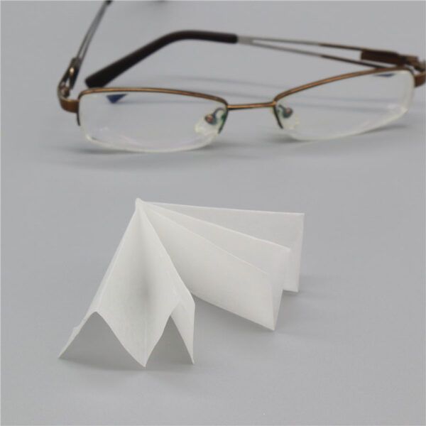 Single Sachet Glasses Optical Lens Cleaning Wipes - Image 4